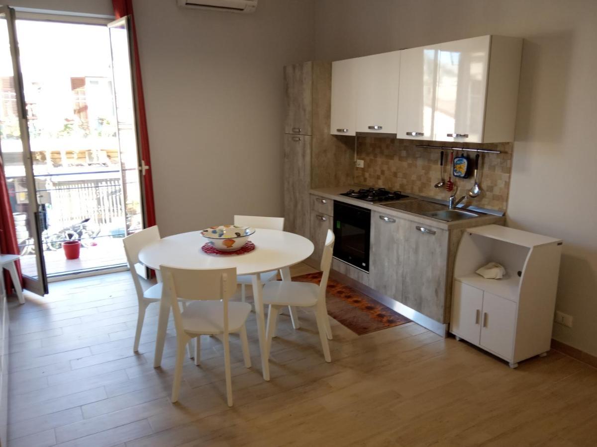 Mondello Beach Sarah House Apartment Palermo Ngoại thất bức ảnh